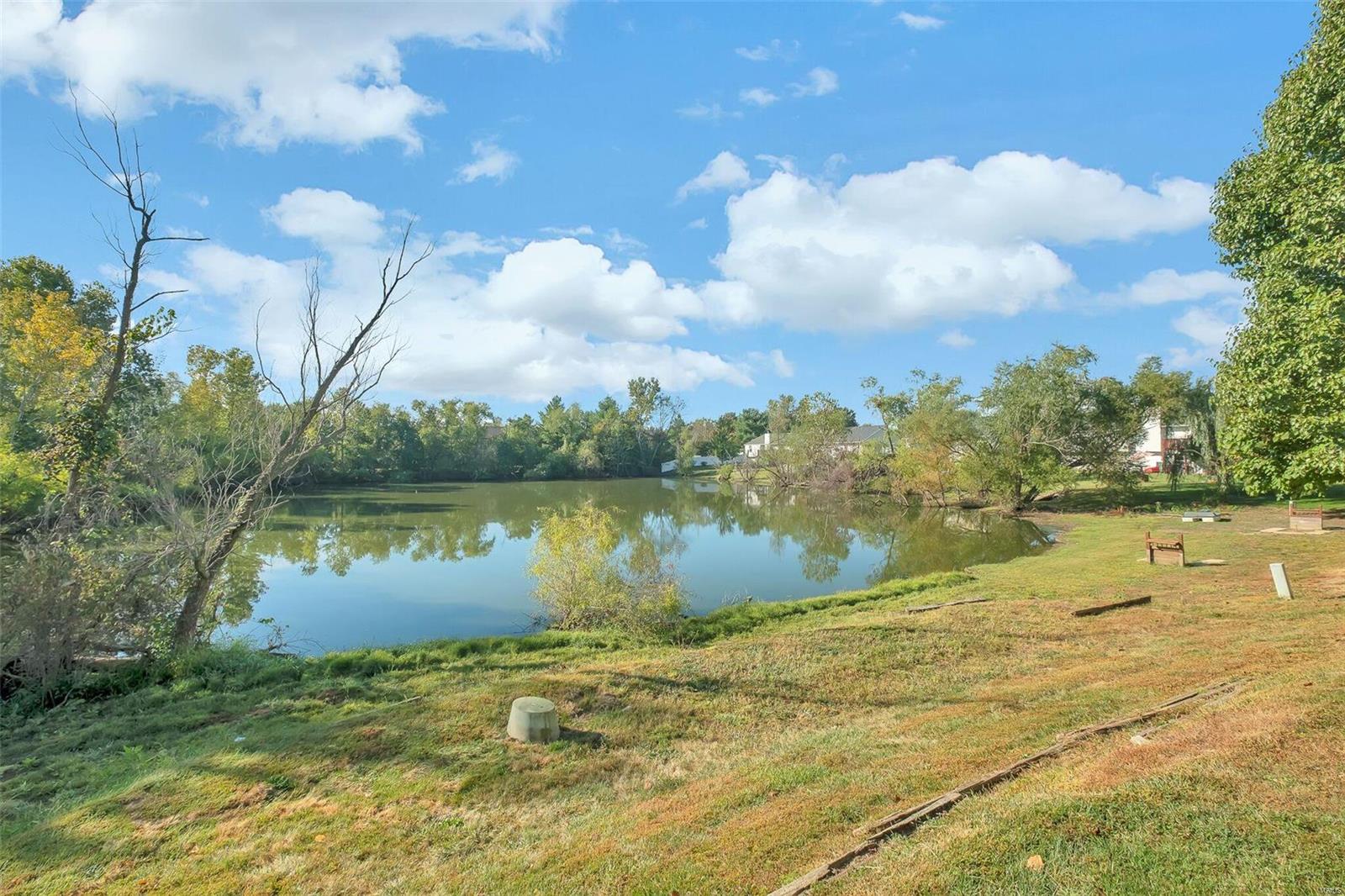 Lakeside Manor - Residential