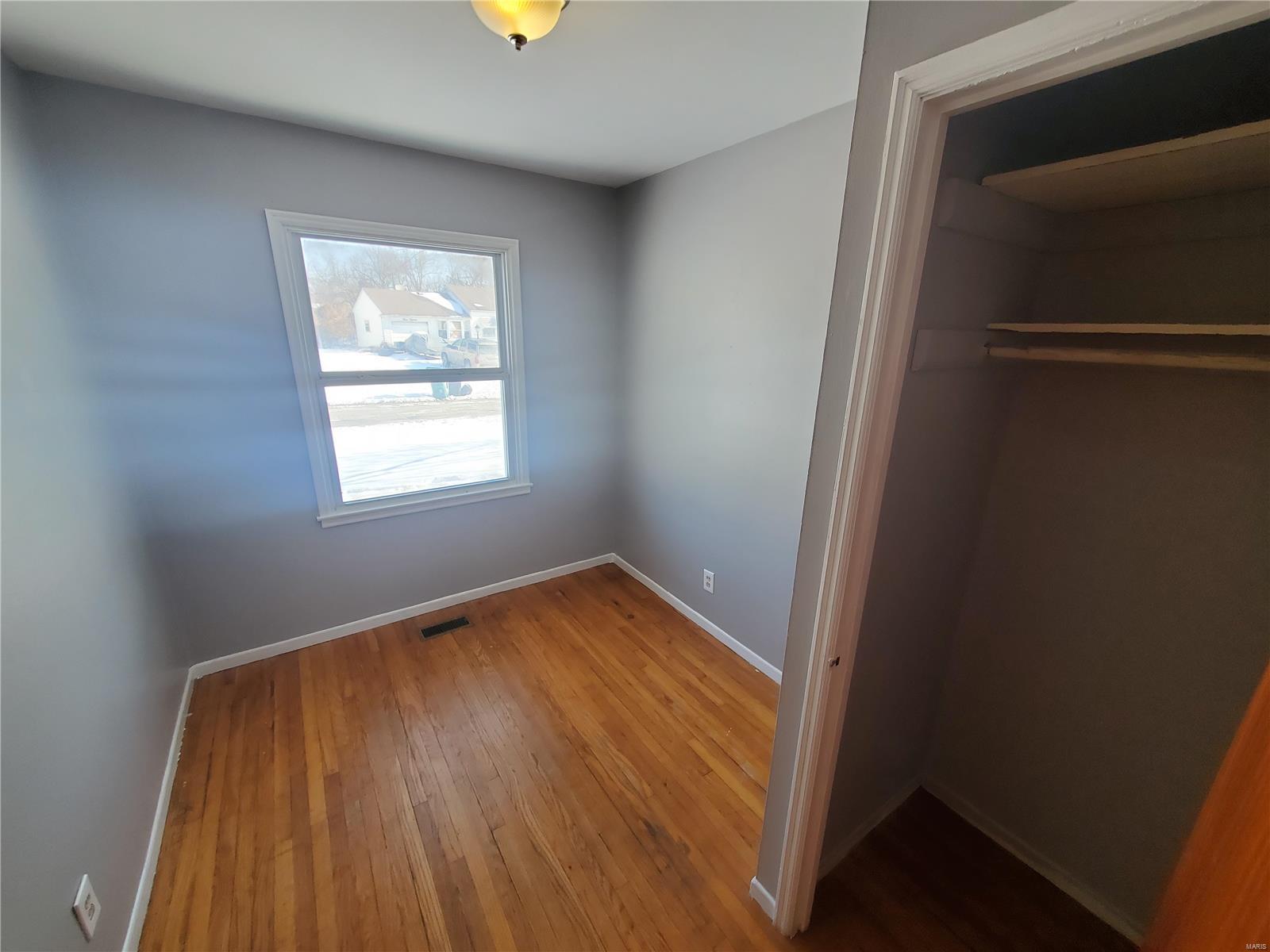 GLASGOW VILLAGE UNIT NO 4 - Residential