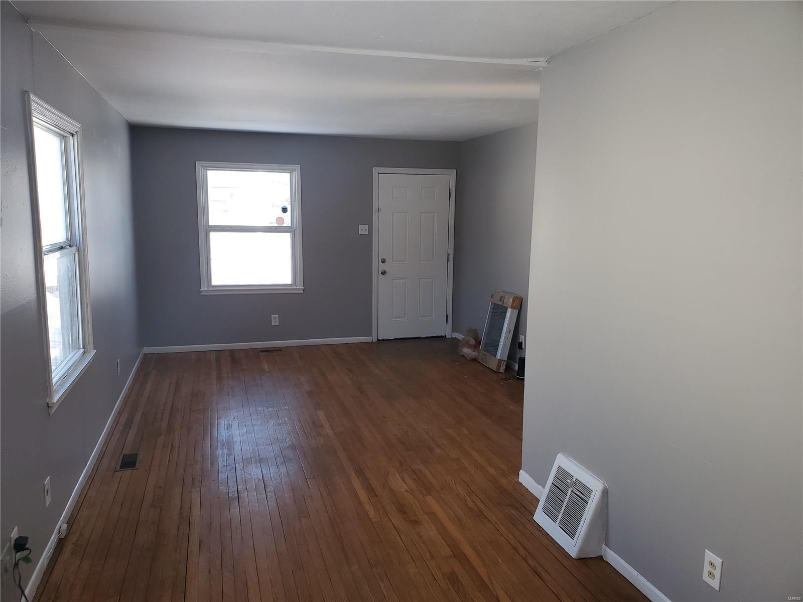 GLASGOW VILLAGE UNIT NO 4 - Residential