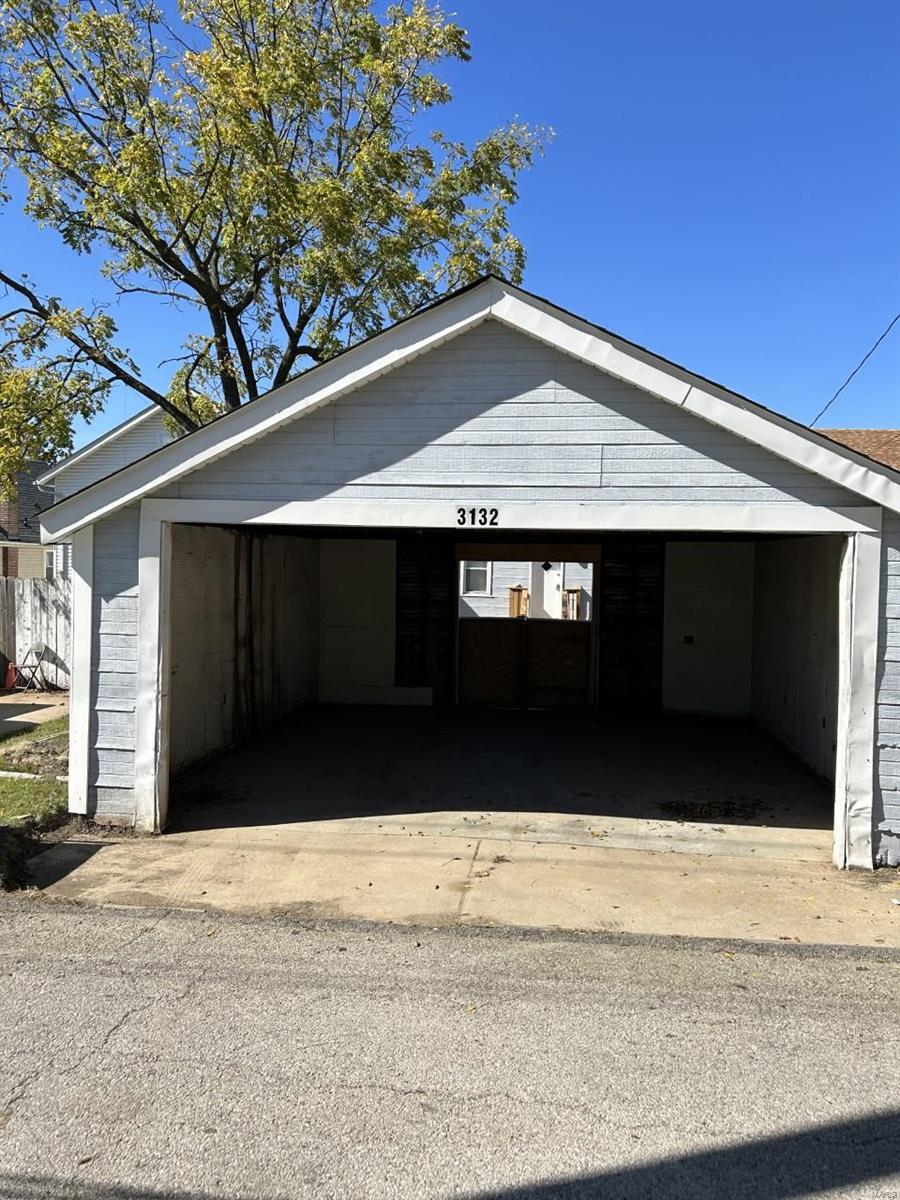 Arsenal Watson Park Add - Residential Lease