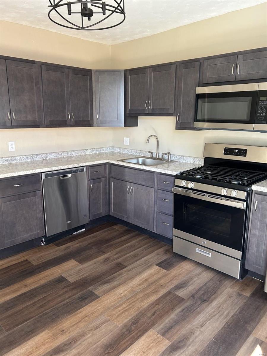 Arsenal Watson Park Add - Residential Lease