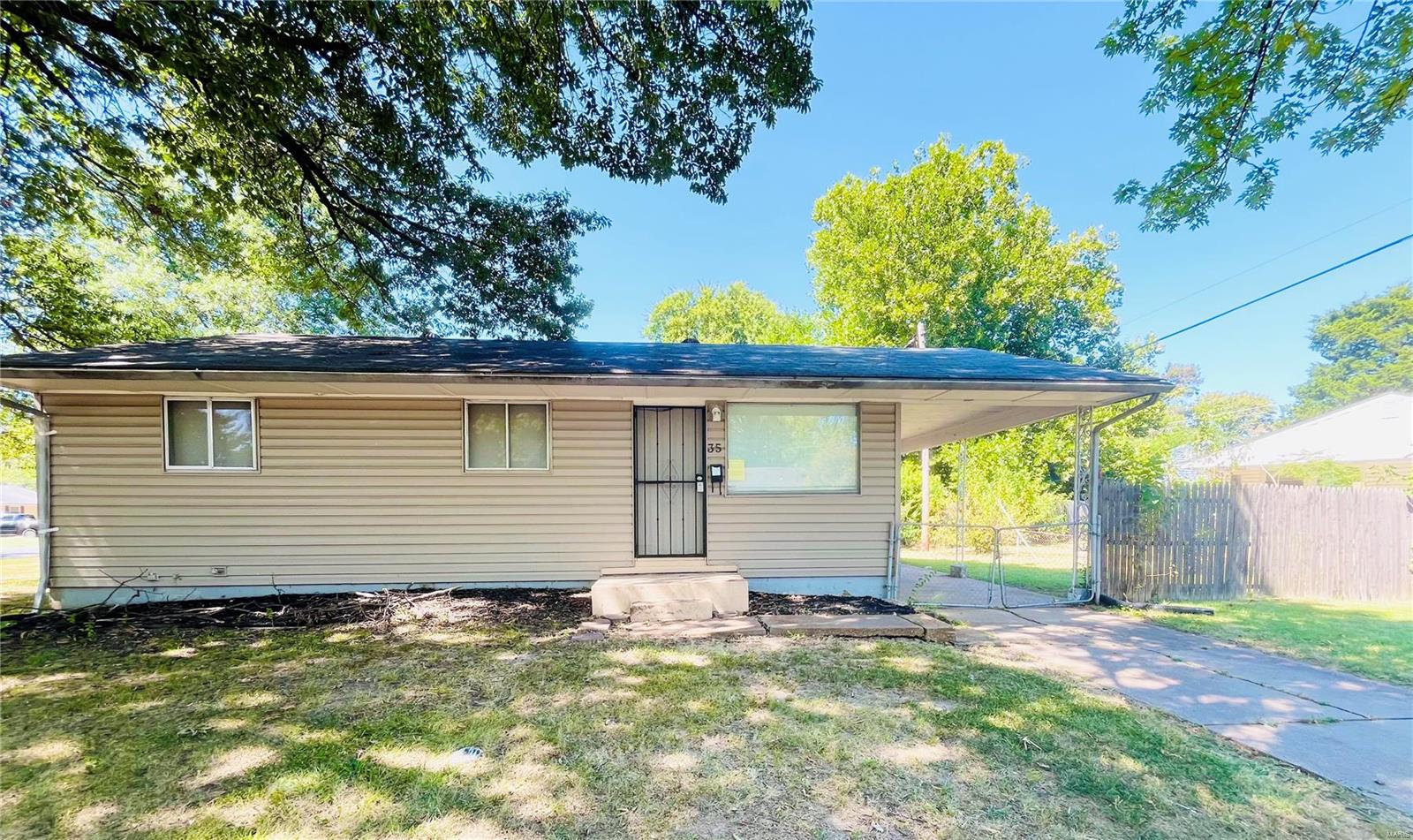 View Florissant, MO 63031 house