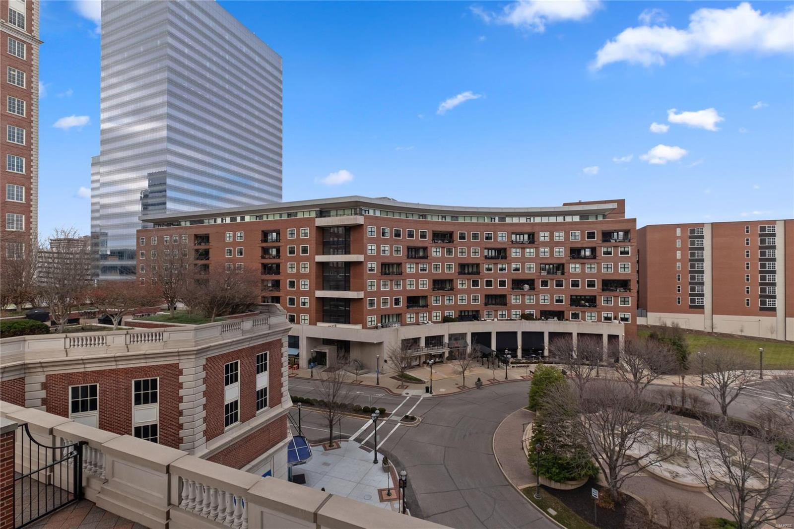 Plaza In Clayton A Condo The - Residential