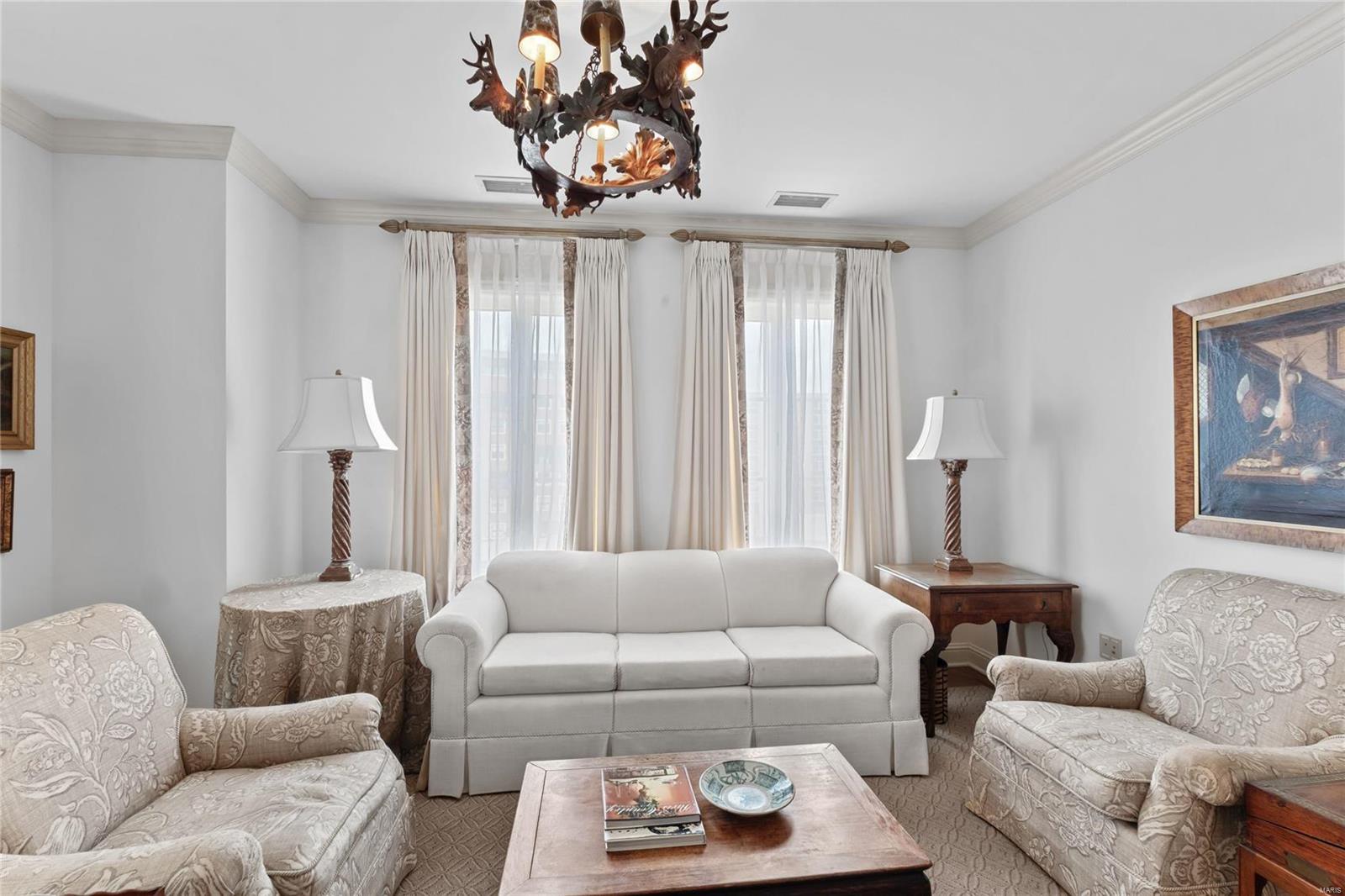 Plaza In Clayton A Condo The - Residential