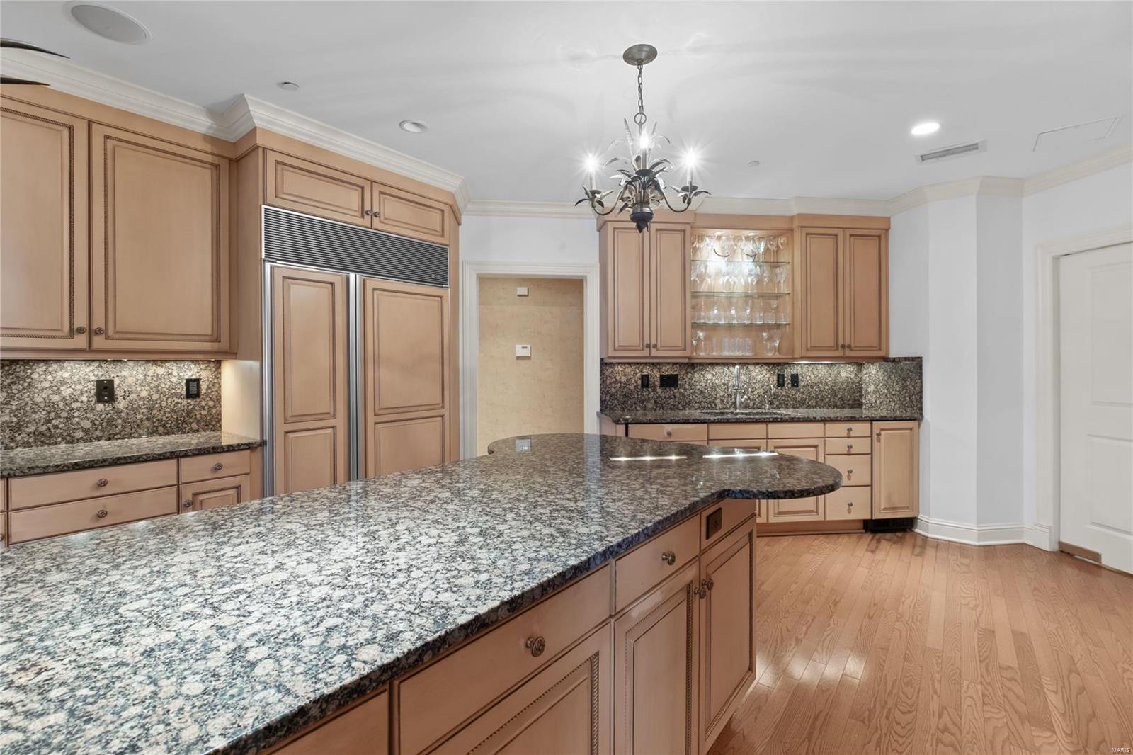 Plaza In Clayton A Condo The - Residential