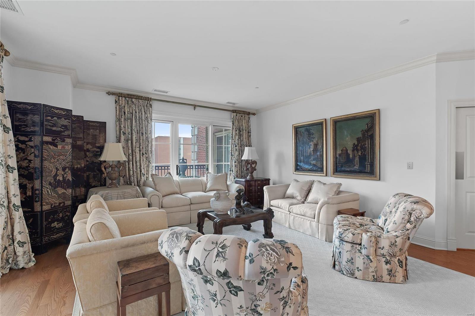 Plaza In Clayton A Condo The - Residential