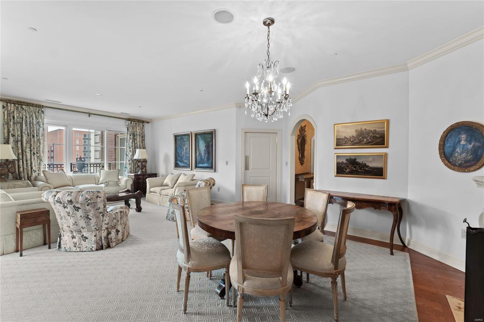 Plaza In Clayton A Condo The - Residential