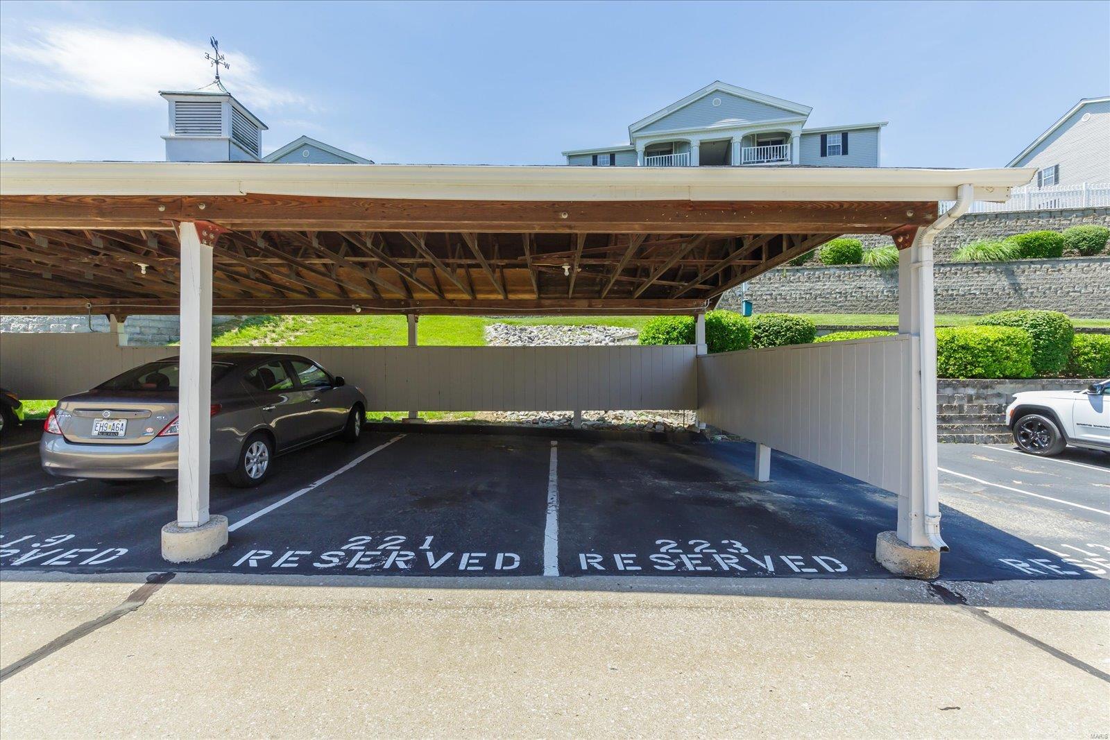 Creve Coeur Crossing - Residential