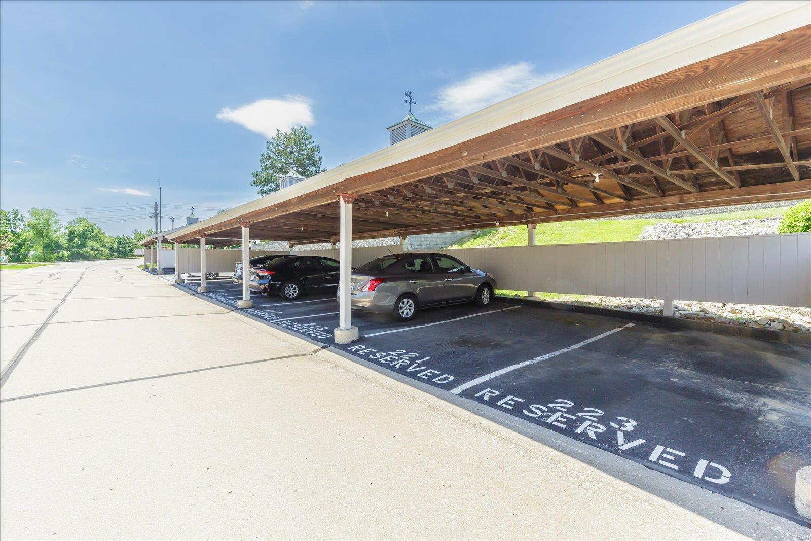 Creve Coeur Crossing - Residential