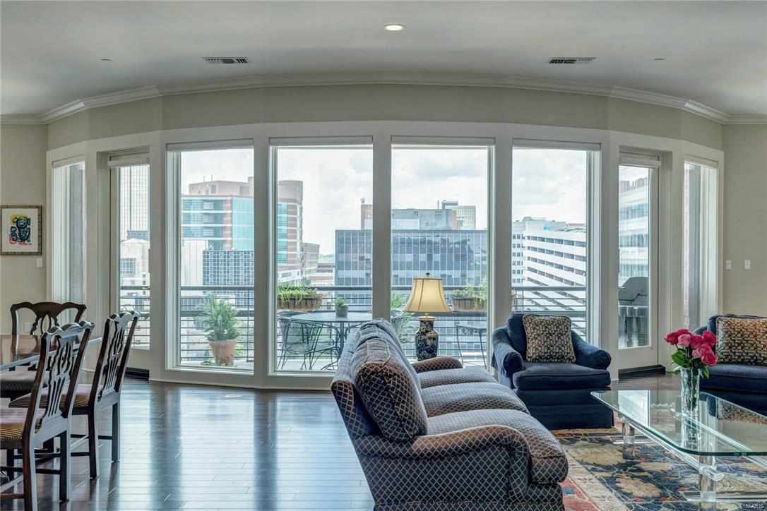 Crescent Condo - Residential