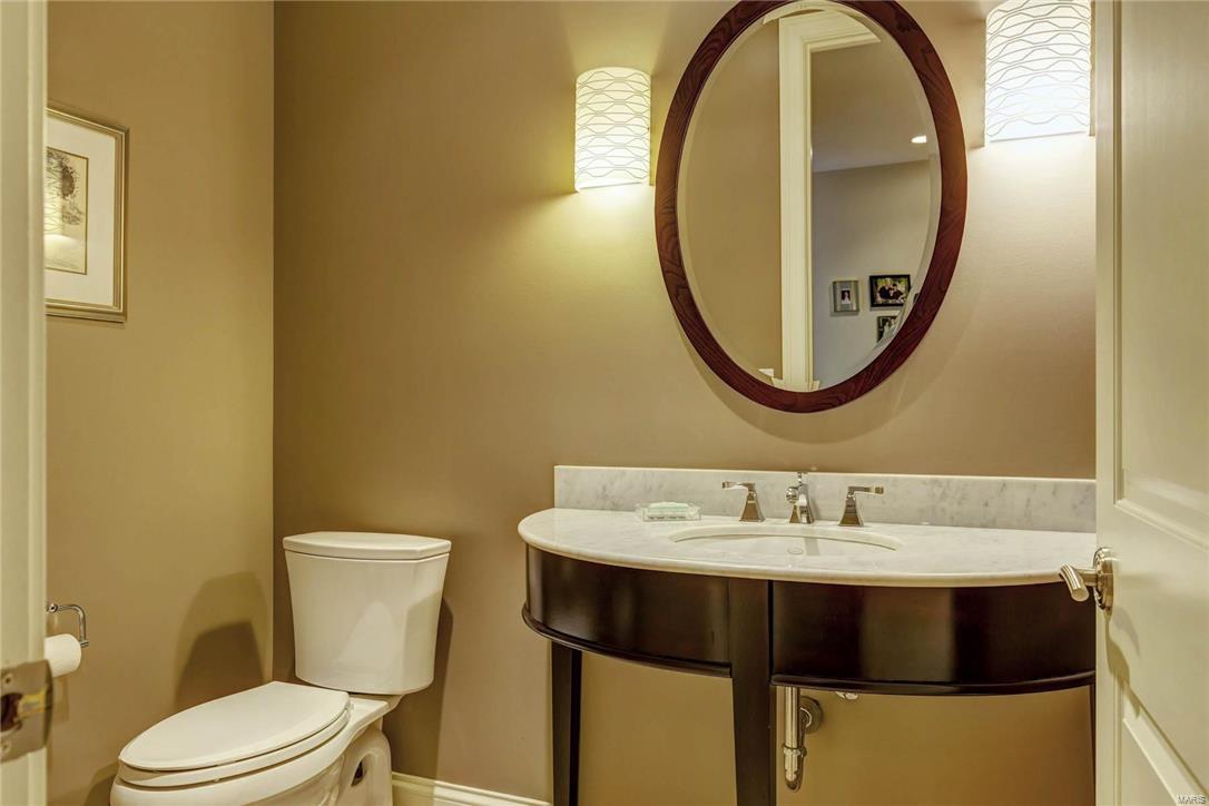 Crescent Condo - Residential