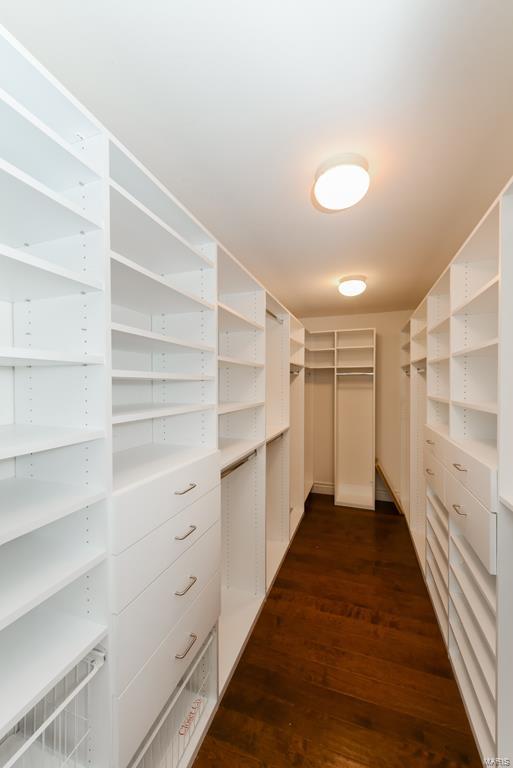 The Legends - Residential