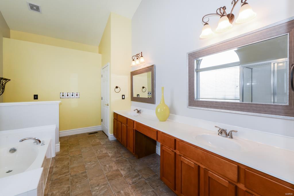 The Legends - Residential