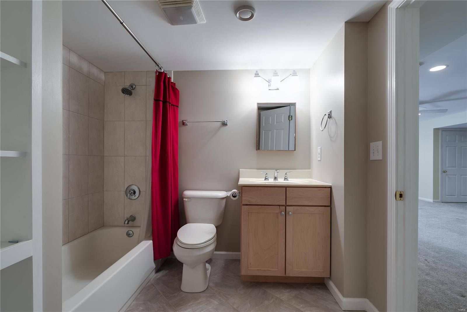 Sedgwick Place Condo - Residential