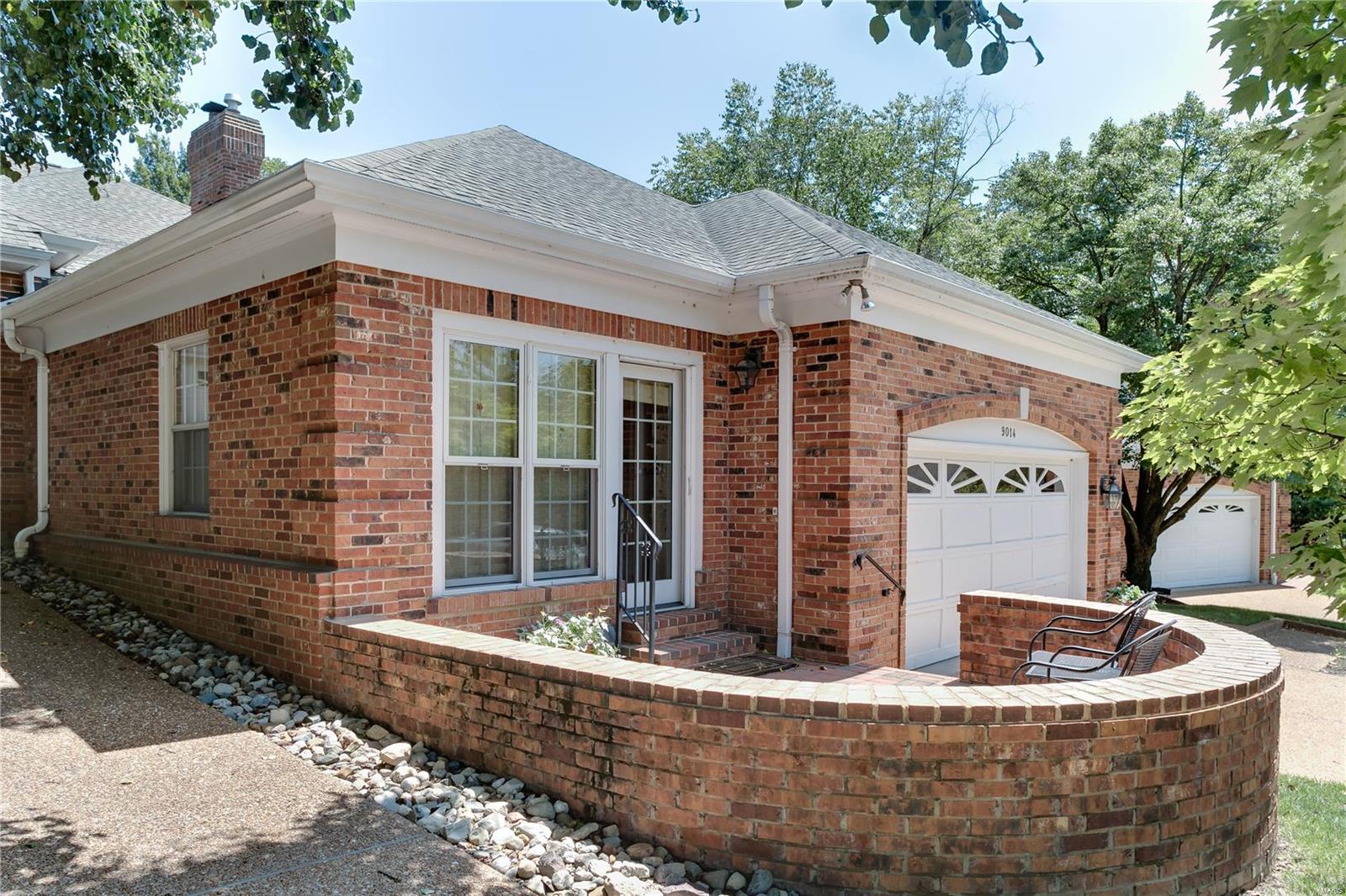 Sedgwick Place Condo - Residential