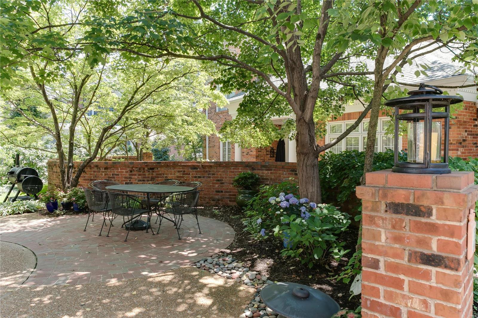 Sedgwick Place Condo - Residential