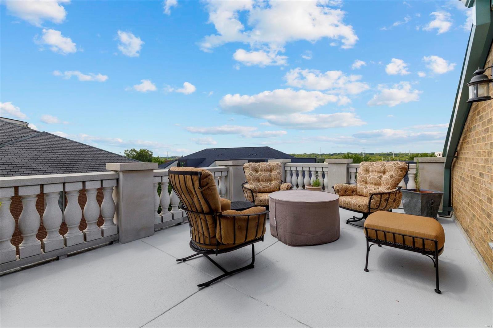 Shaw Park Villas - Residential