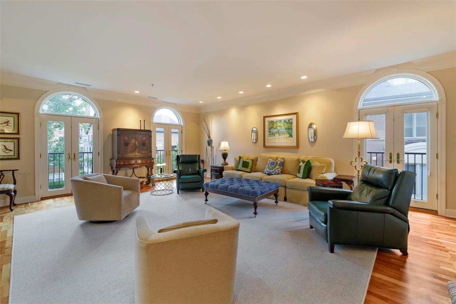 Shaw Park Villas - Residential