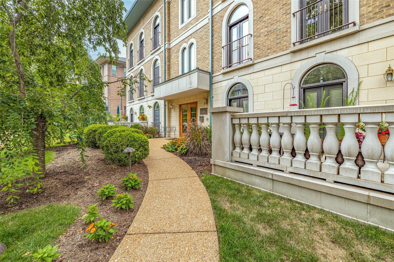 Shaw Park Villas - Residential