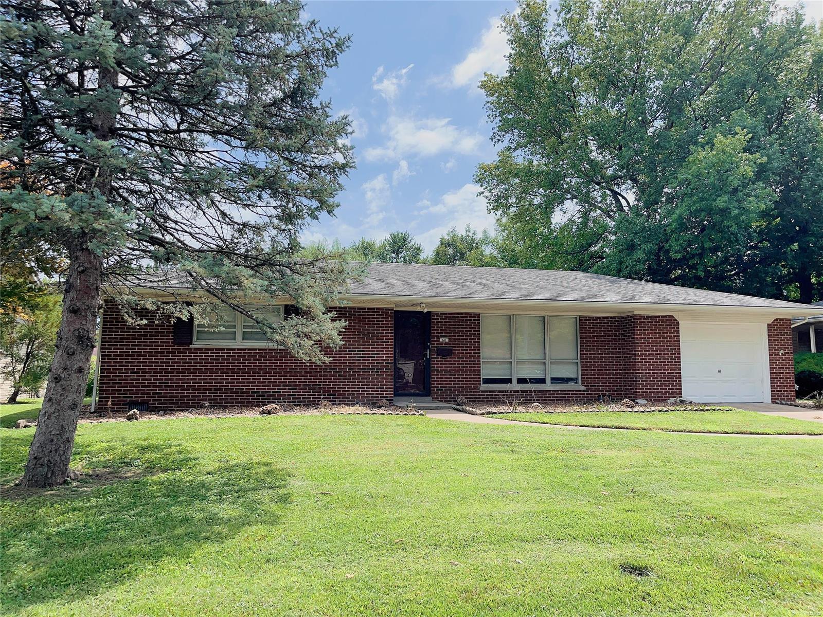 View Belleville, IL 62226 house