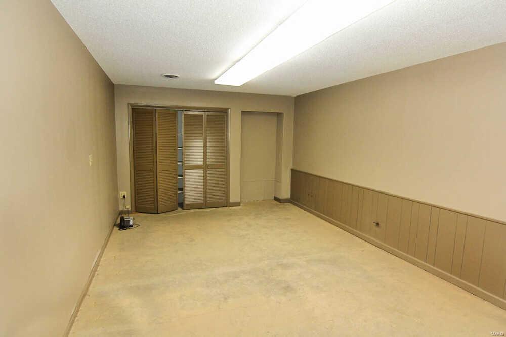 R L Sturdivants Sub - Commercial Sale