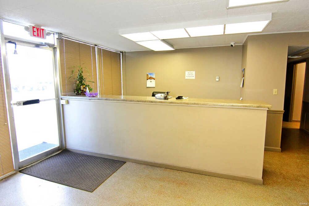 R L Sturdivants Sub - Commercial Sale