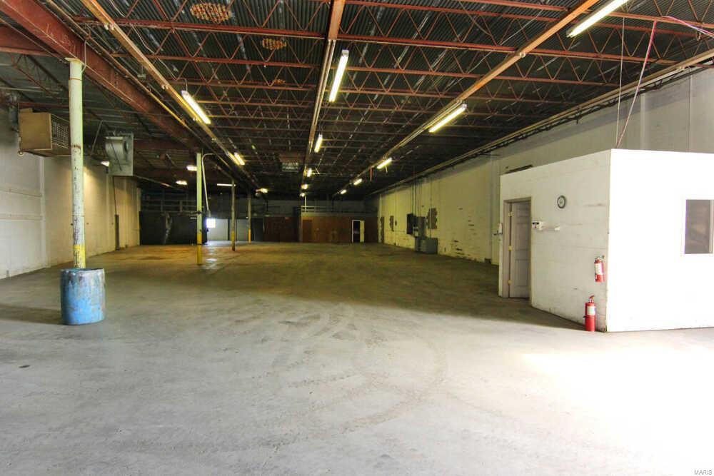 R L Sturdivants Sub - Commercial Sale