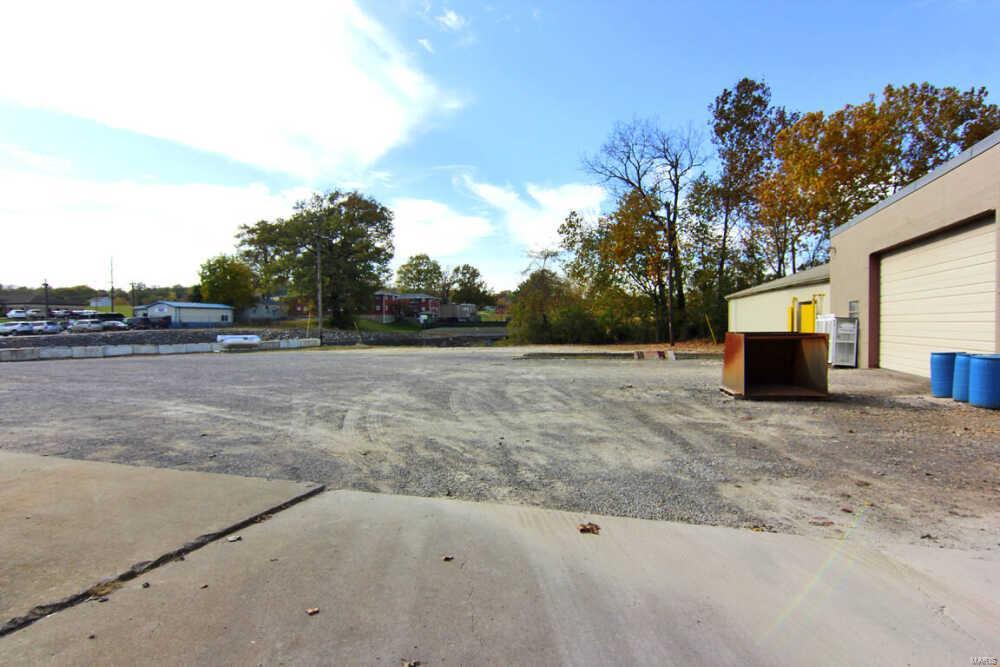 R L Sturdivants Sub - Commercial Sale