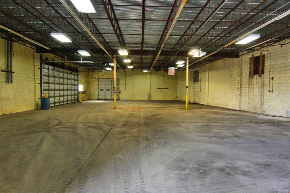 R L Sturdivants Sub - Commercial Sale