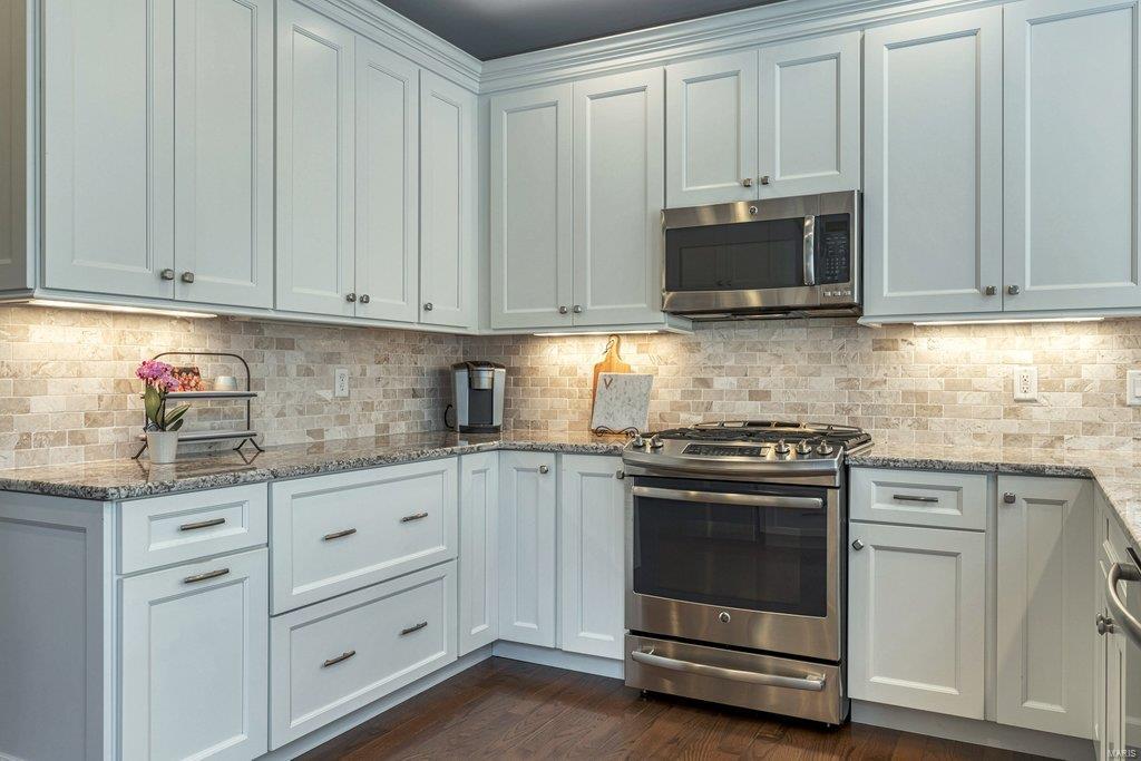 Heritage #22 - Residential