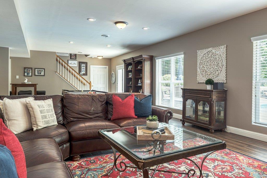 Heritage #22 - Residential