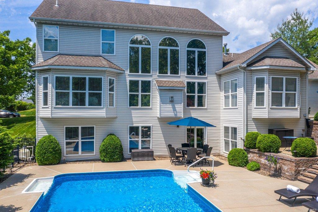 Heritage #22 - Residential