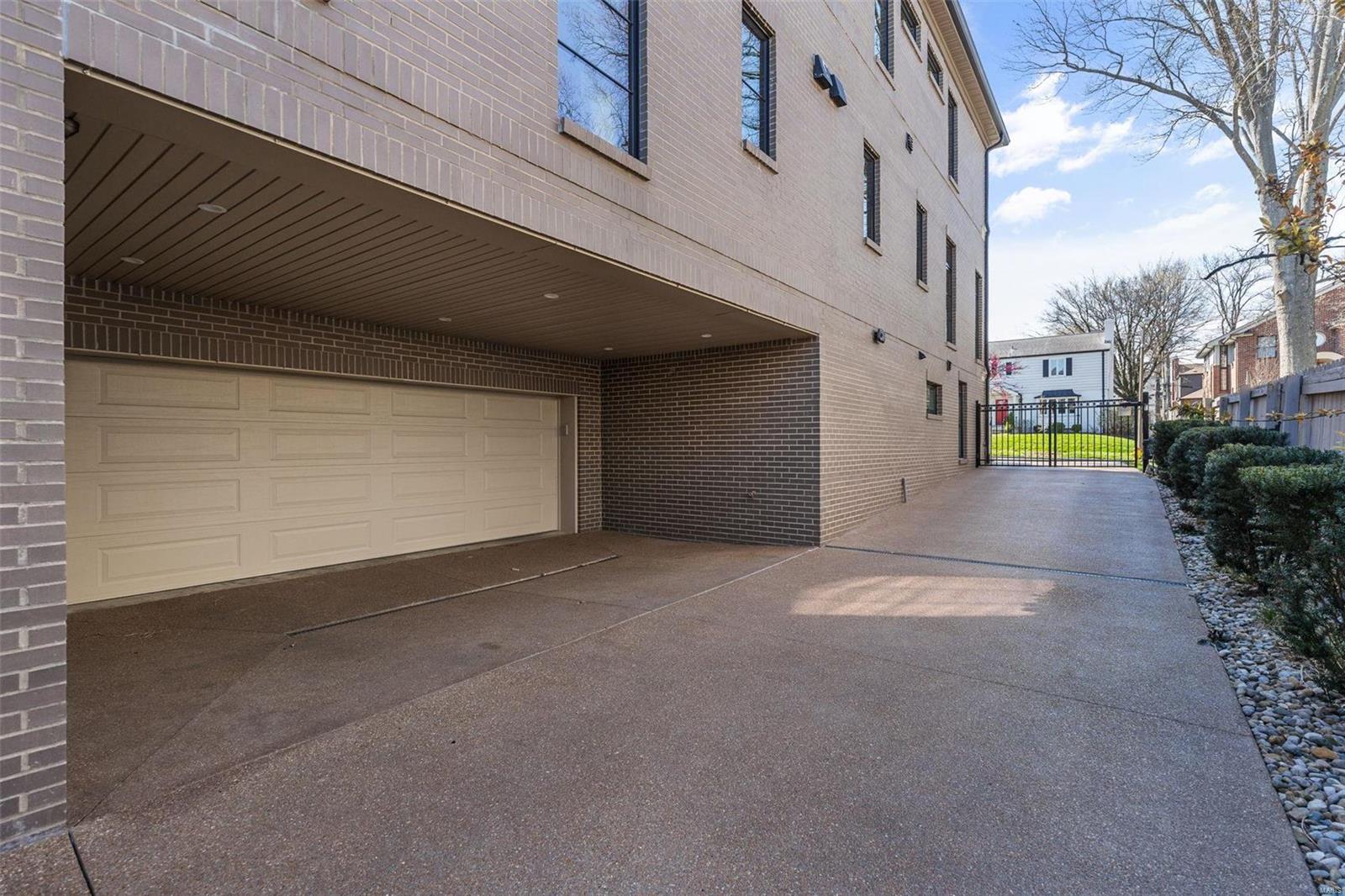 Clayton Gardens - Residential