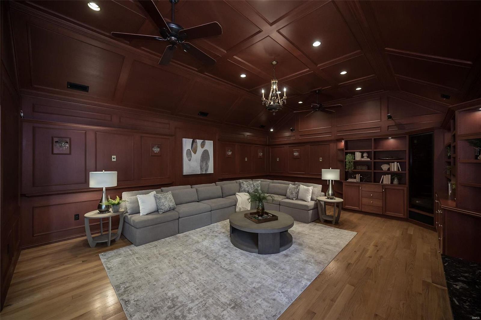 West Geyer Lane - Residential