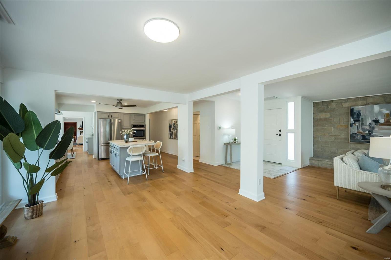 West Geyer Lane - Residential