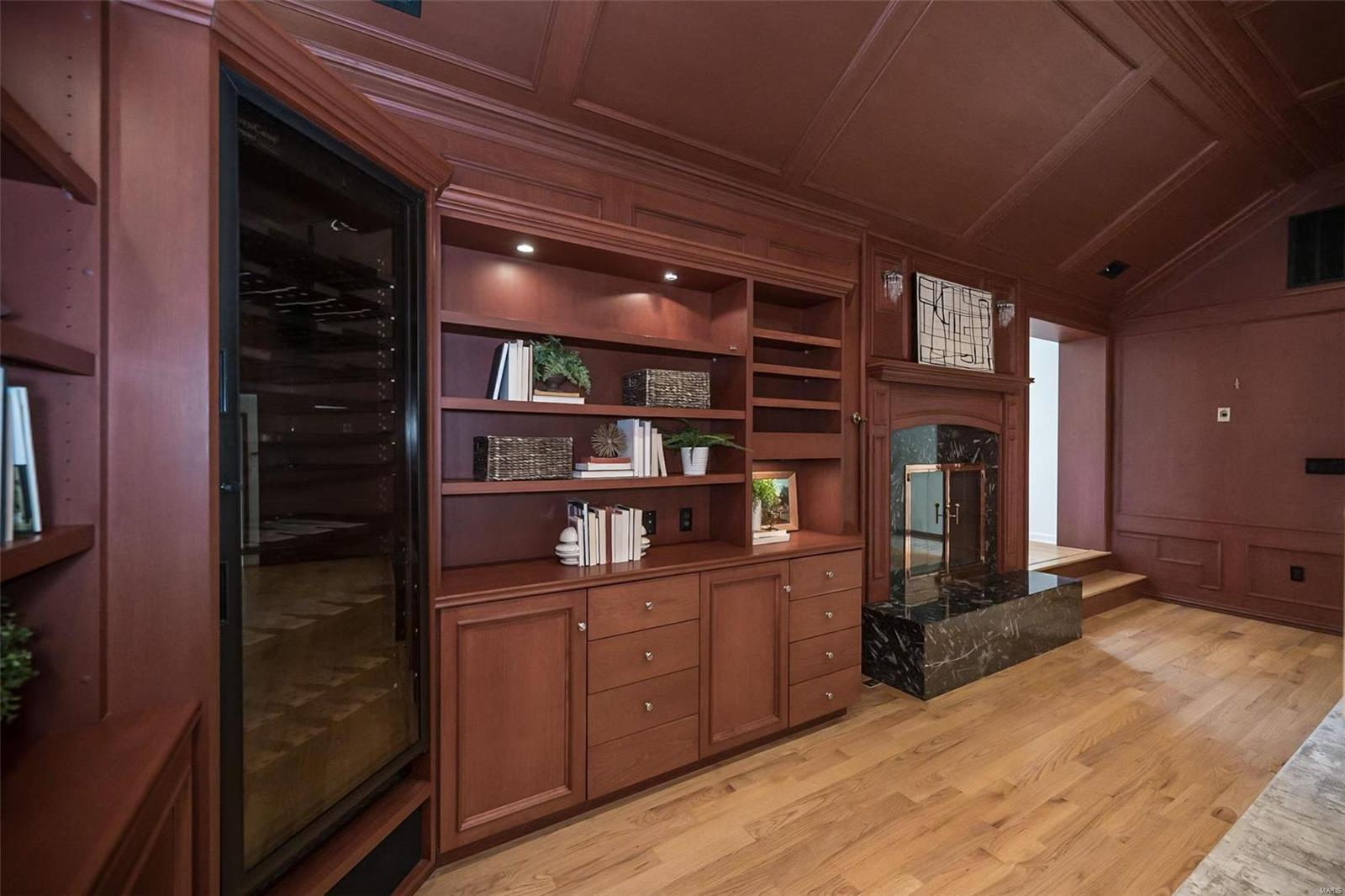 West Geyer Lane - Residential