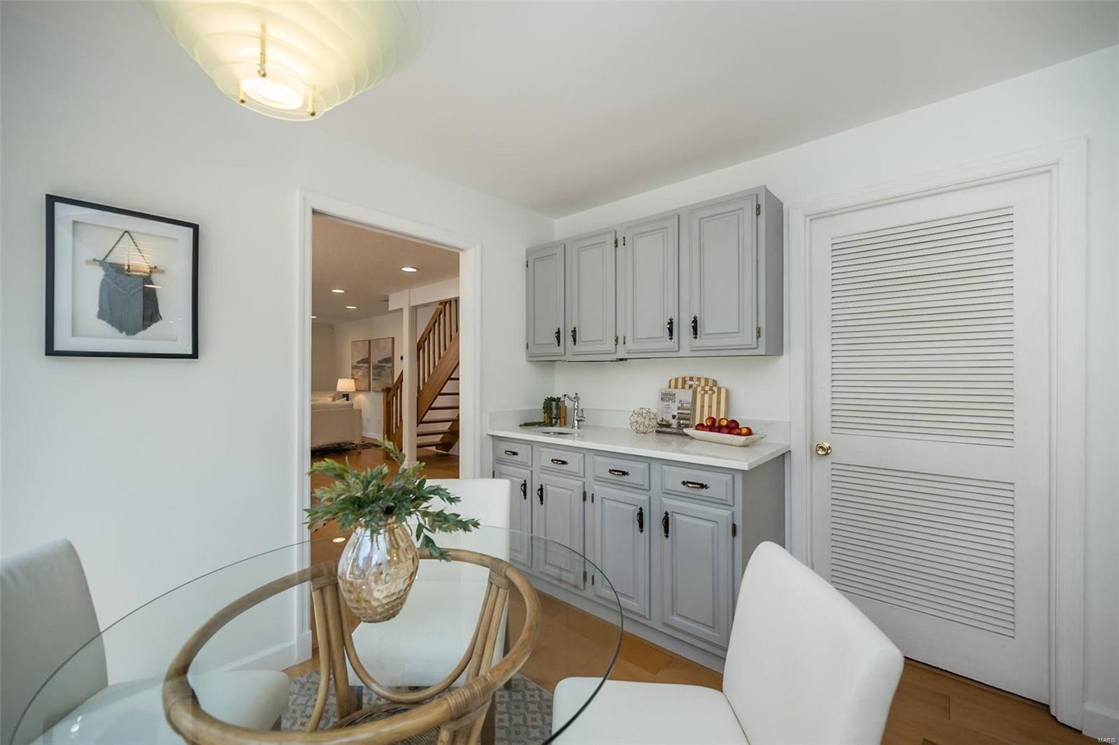 West Geyer Lane - Residential