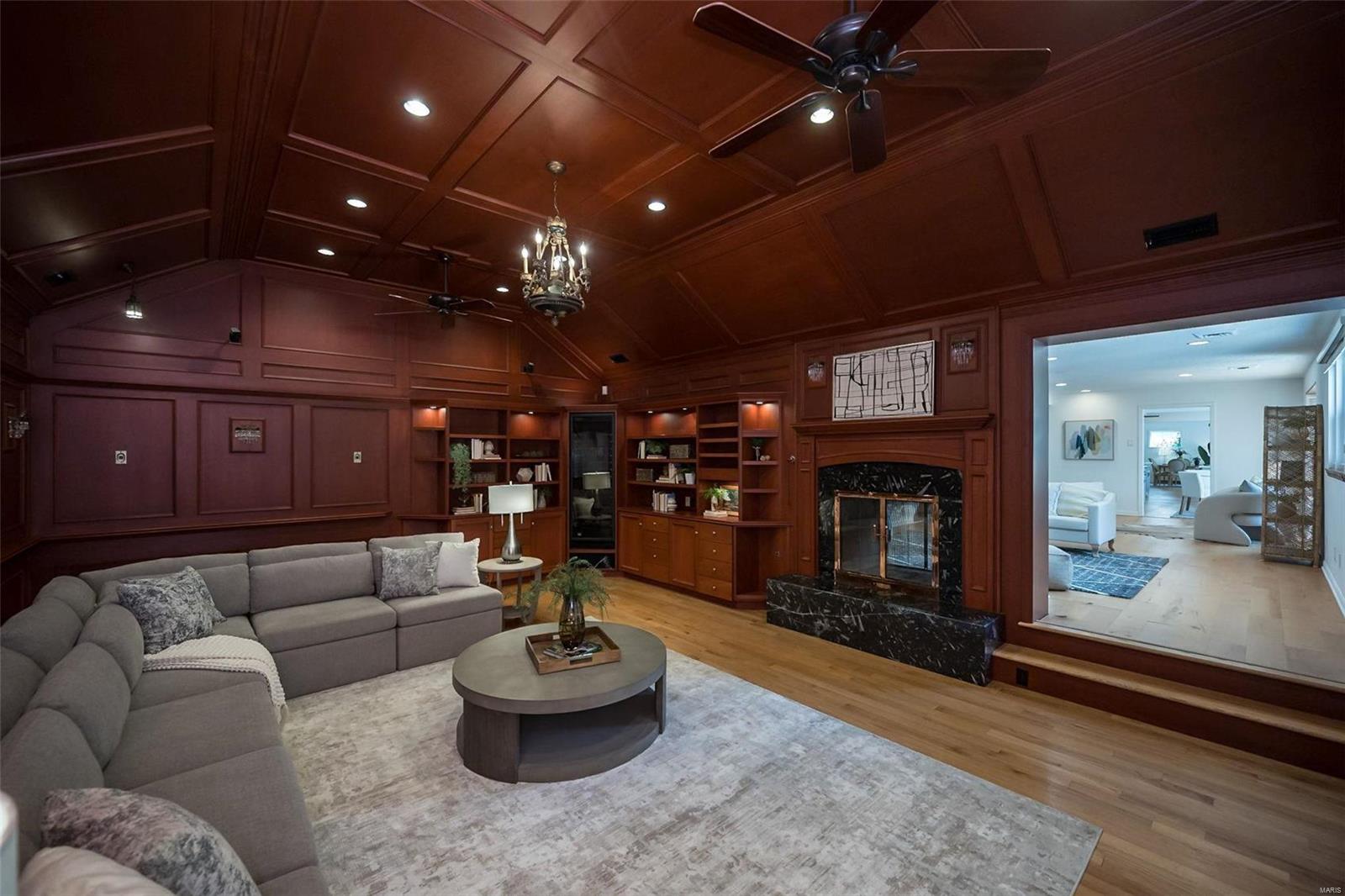 West Geyer Lane - Residential