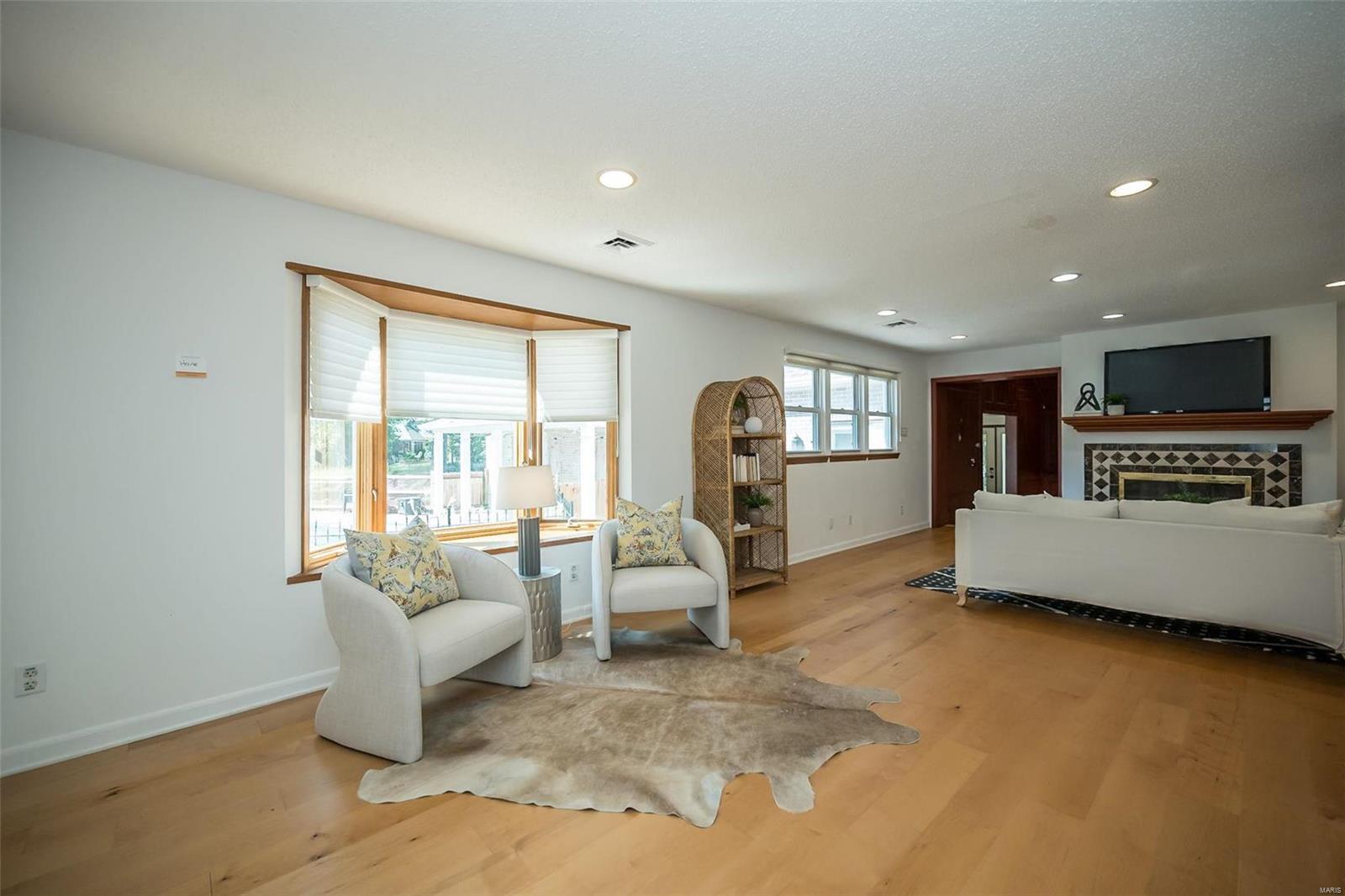 West Geyer Lane - Residential