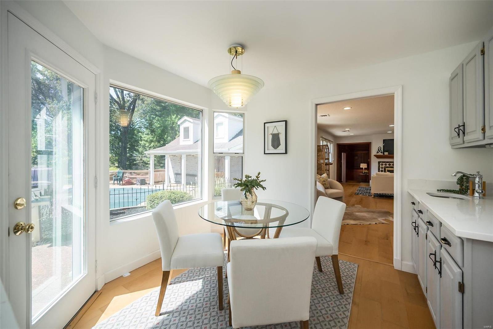 West Geyer Lane - Residential