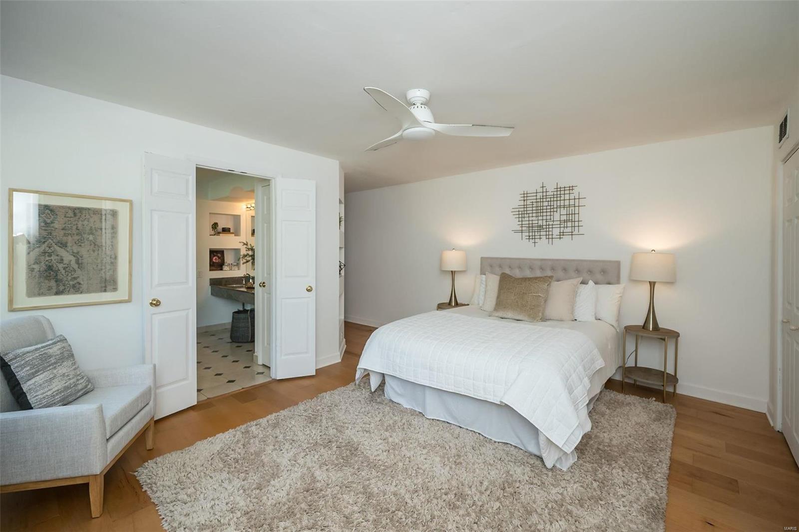 West Geyer Lane - Residential