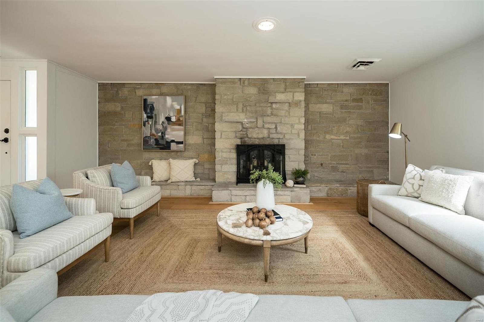 West Geyer Lane - Residential