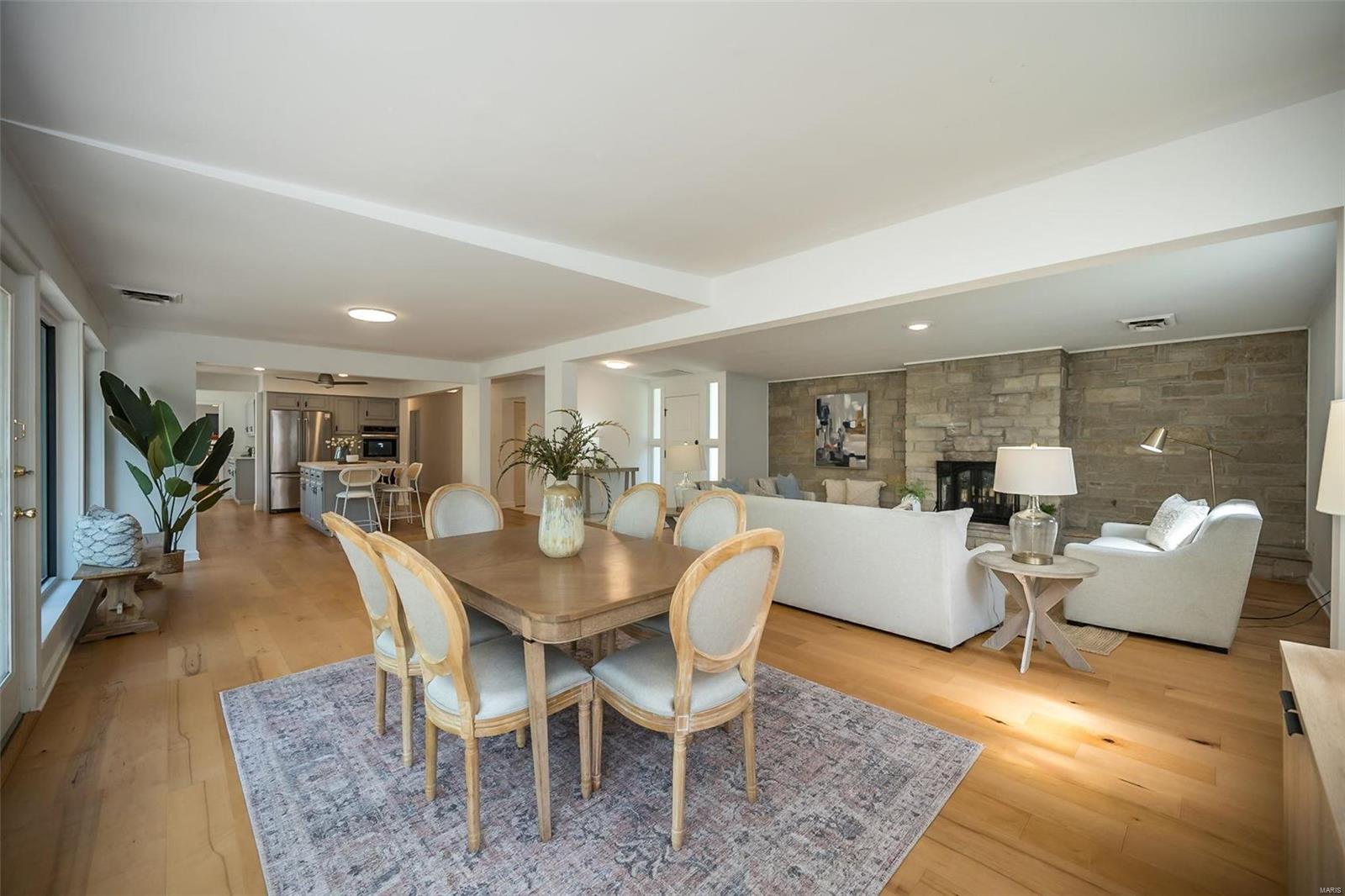 West Geyer Lane - Residential