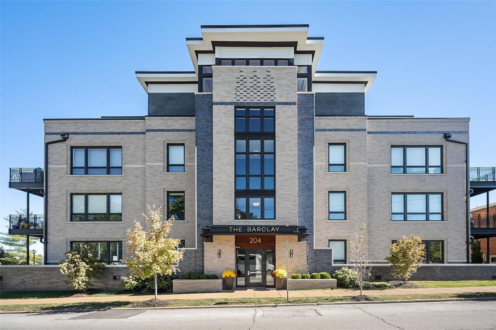 Barclay First Amd Condo The - Residential