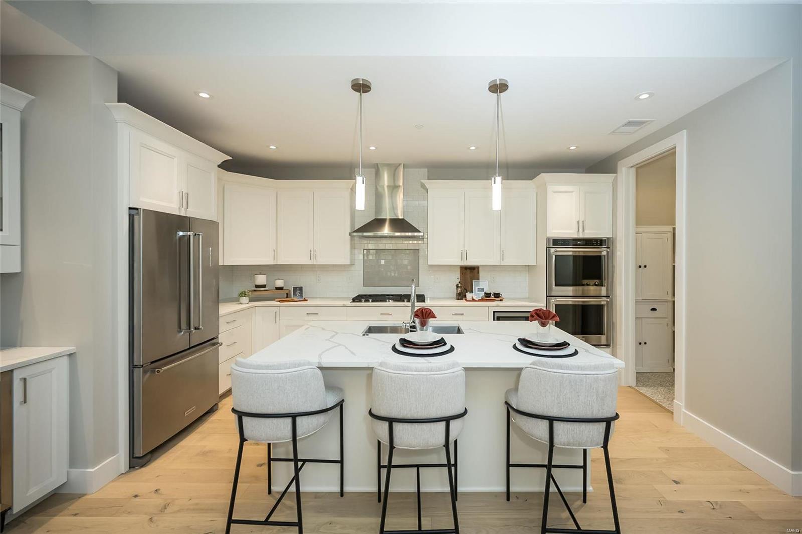 Barclay First Amd Condo The - Residential