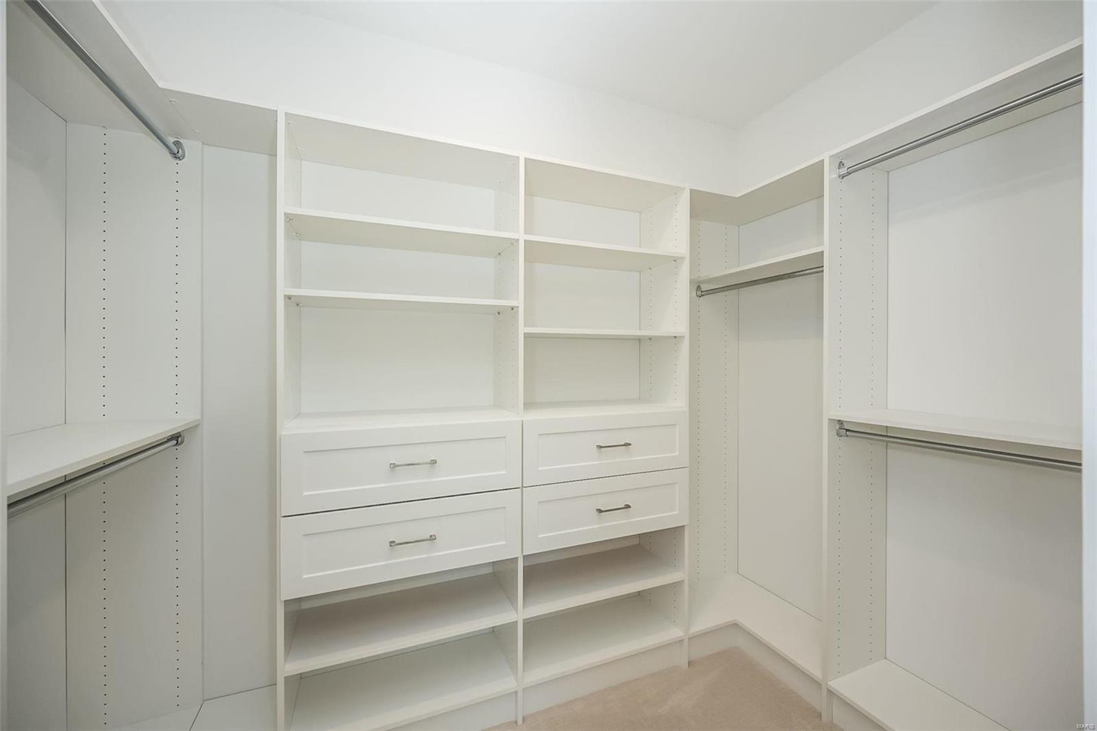 Barclay First Amd Condo The - Residential