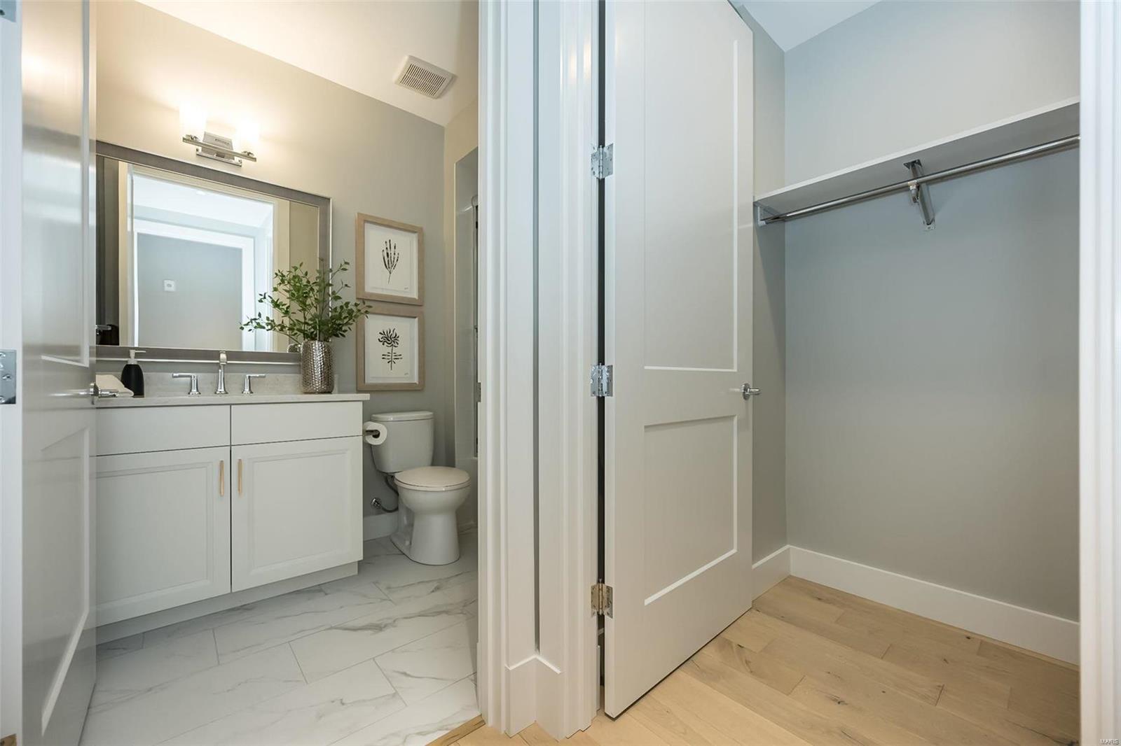 Barclay First Amd Condo The - Residential