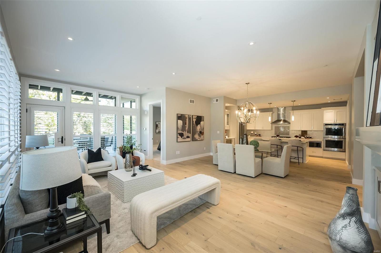 Barclay First Amd Condo The - Residential