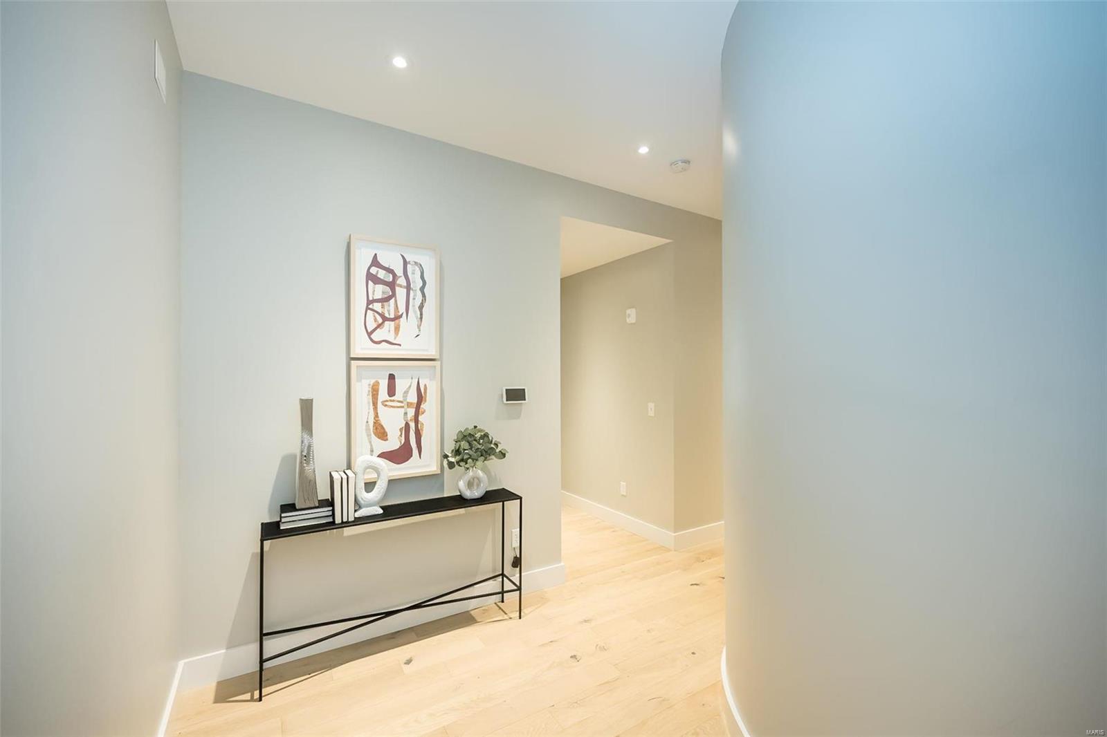 Barclay First Amd Condo The - Residential