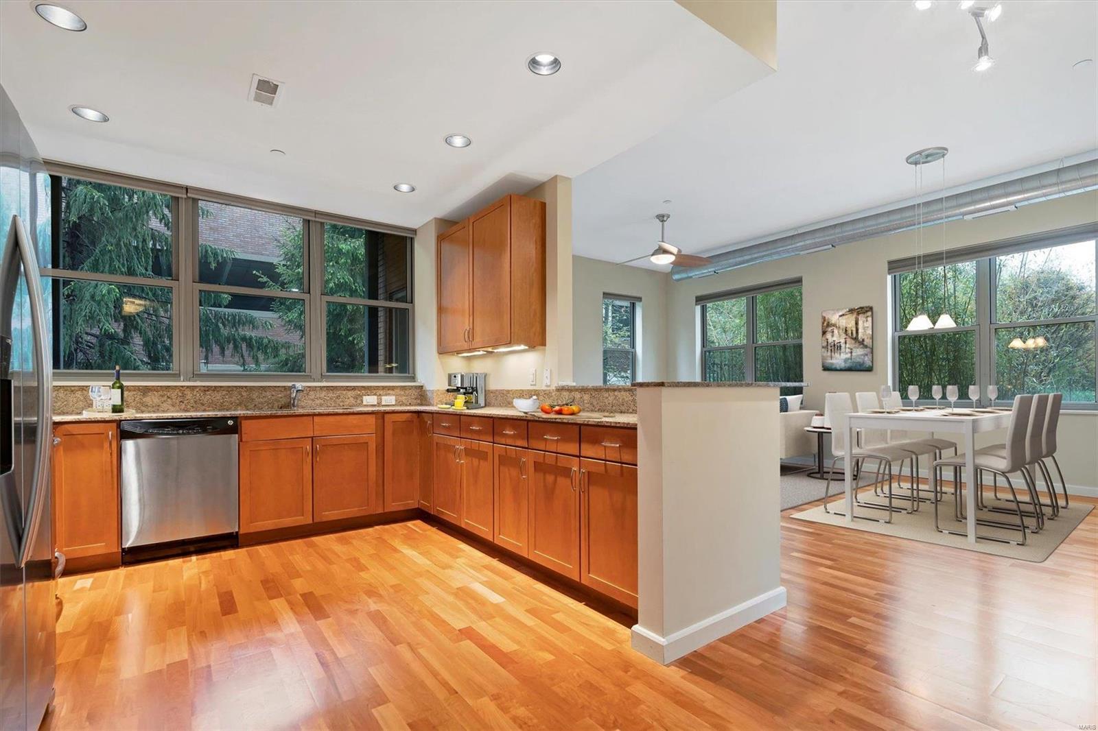 Summit Lofts A Condo Amd - Residential